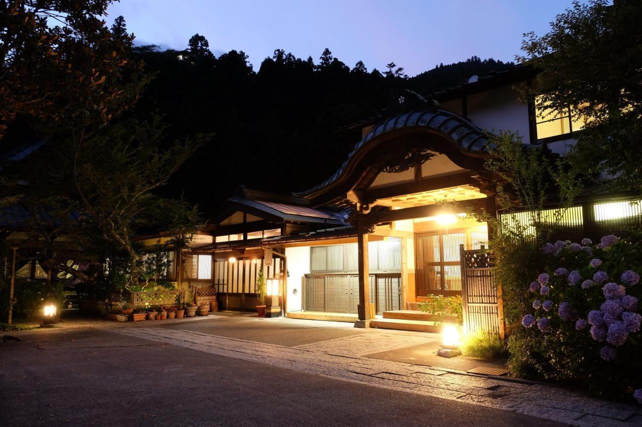 Temple Lodging Shukubo Kakurinbo Minobu Exterior foto